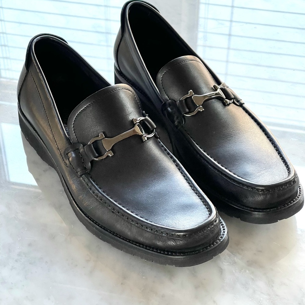 Salvatore Ferragamo men’s black leather loafers
